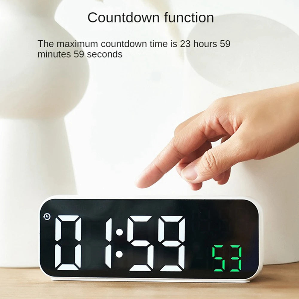 Digital Alarm Clock – Voice Control, Temperature & Date Display, 3 Brightness Levels, USB
