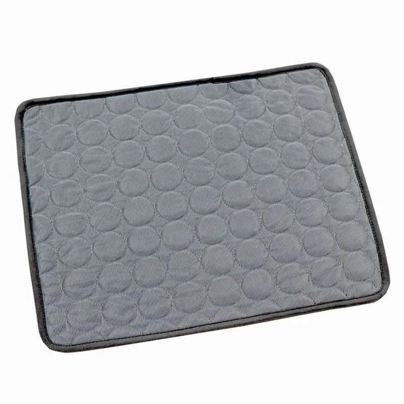 Dog Cooling Mat – Self-Cooling Ice Silk Pad for Dogs & Cats, Washable, XS–2XL